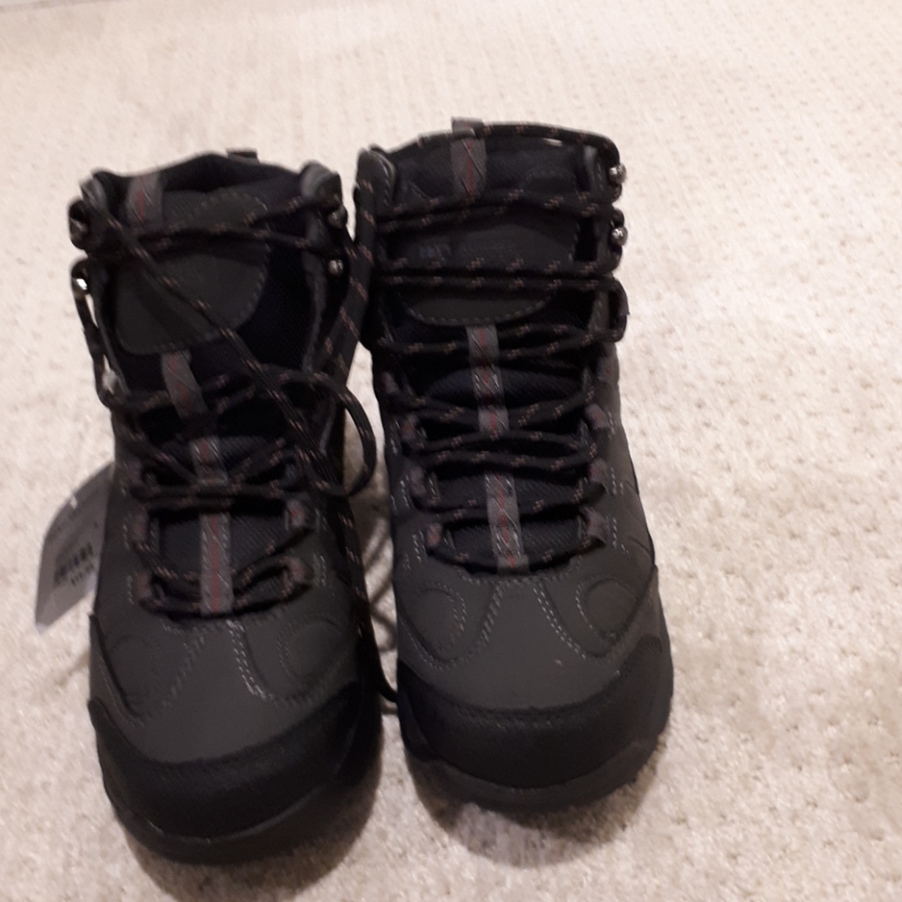 Rugged Outback men boots